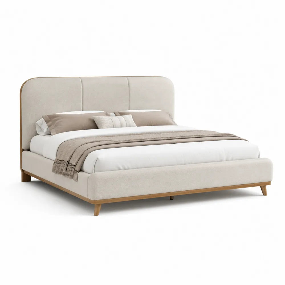Letto matrimoniale in tessuto beige con testata imbottita e struttura in legno